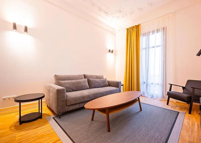 Sweett - La Gran Via Apart-hotel 4*